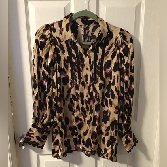 ESQUALO Tops - NWT! ESQUALO Animal Print Blouse in Black and Brown